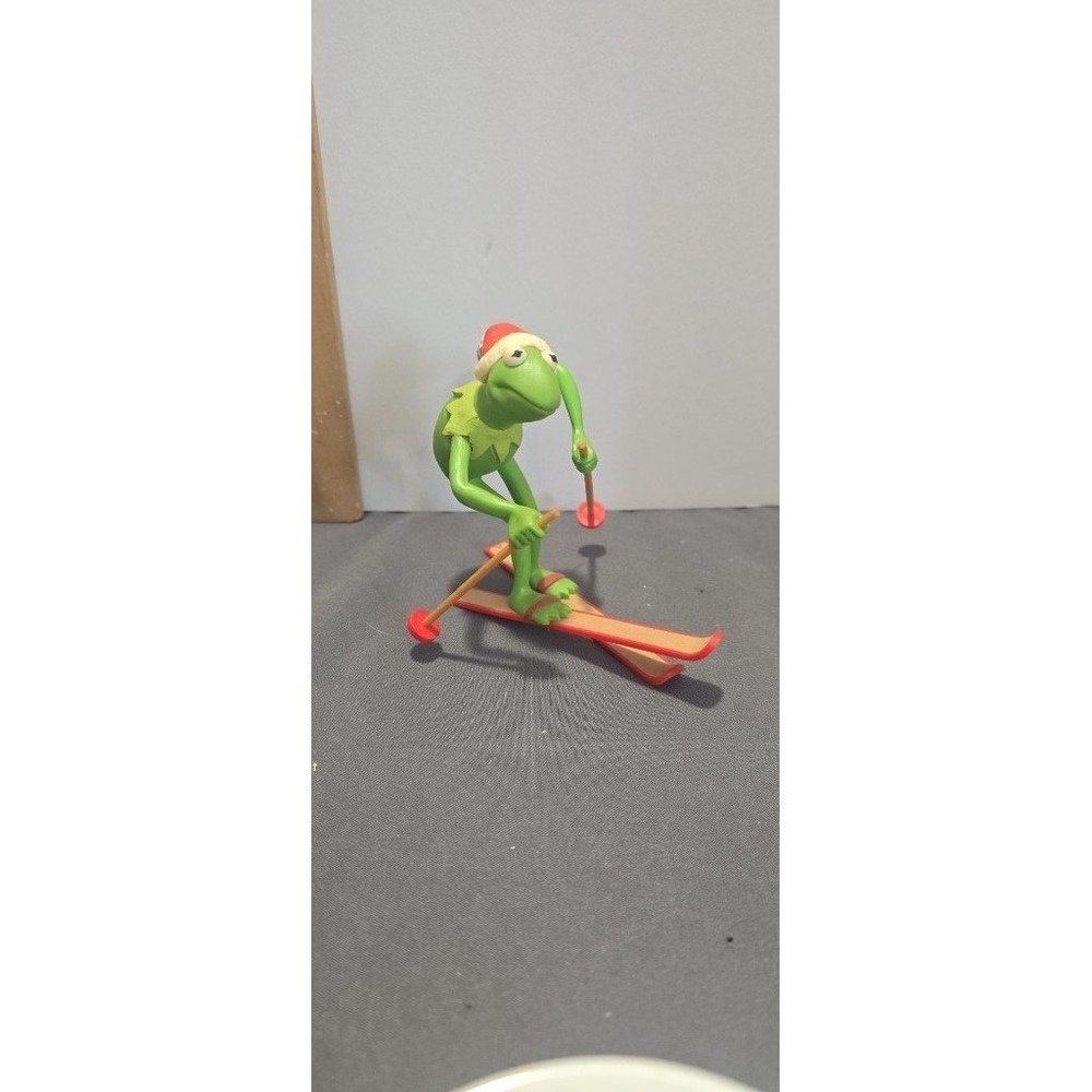 Vintage 1982 Hallmark Kermit The Frog Skiing Christmas Ornament